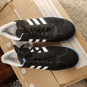 Adidas Gazelle Sneakers